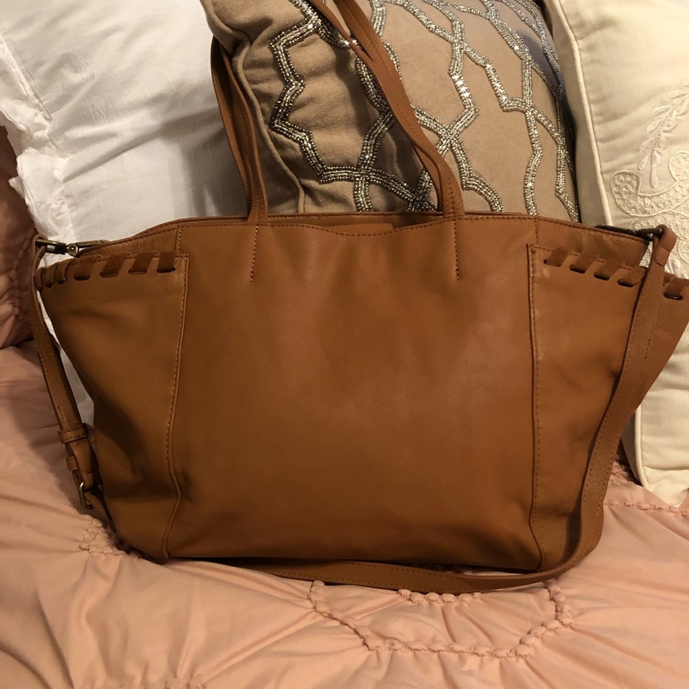 Genuine Leather Lucky Brand Handbag👜💕